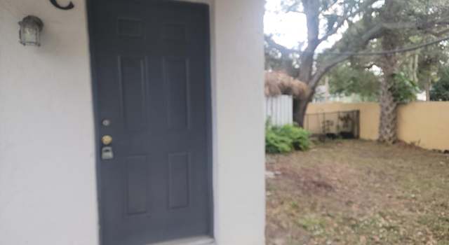 Photo of 2002 S 10th St Apt C, Fort Pierce, FL 34950