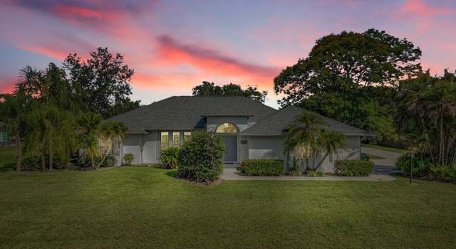 Photo of 204 SW Gettysburg Dr, Port St Lucie, FL 34953
