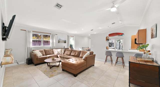 Photo of 5656 La Quinta Ct, Lake Worth, FL 33463