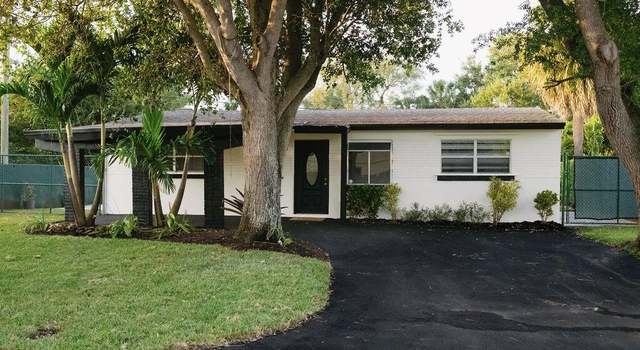 Photo of 4256 S Mary Cir, Palm Beach Gardens, FL 33410
