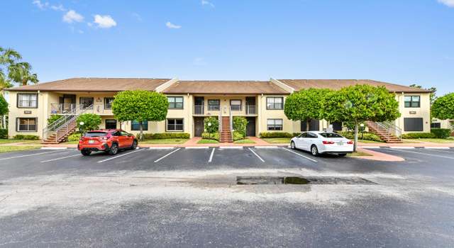 Photo of 7867 Willow Spring Dr #814, Lake Worth, FL 33467