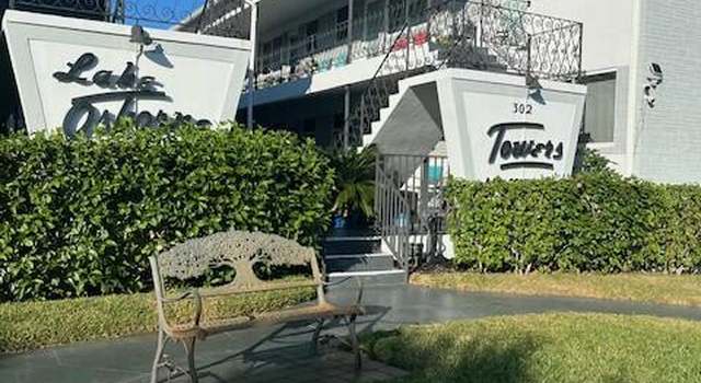 Photo of 302 Lake Osborne Dr #19, Lake Worth, FL 33461
