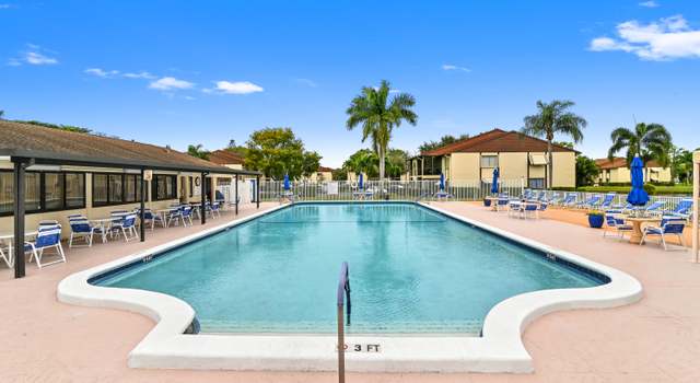 Photo of 435 Pine Glen Ln Unit B-2, Greenacres, FL 33463