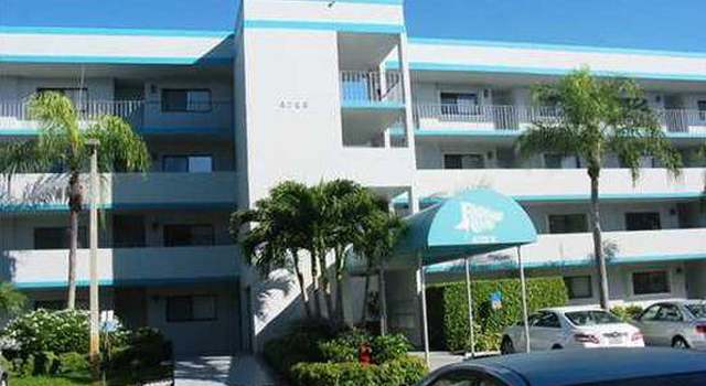 Photo of 4725 Lucerne Lakes Blvd #102, Lake Worth, FL 33467