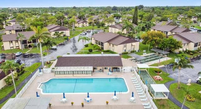 Photo of 417 Pine Glen Ln Unit D-1, Greenacres, FL 33463
