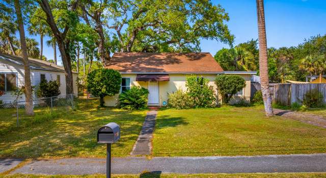 Photo of 810 Citrus Ave, Fort Pierce, FL 34950