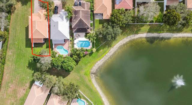Photo of 8639 Tally Ho Ln, West Palm Beach, FL 33411