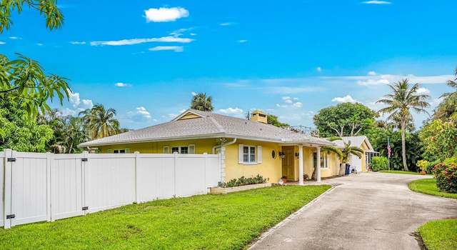 Photo of 1 Melody Ln, Sewalls Point, FL 34996