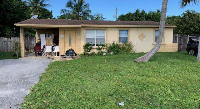 Photo of 1613 Paxton Ave, Mangonia Park, FL 33407