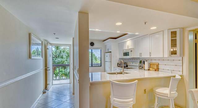 Photo of 901 Seafarer Cir #302, Jupiter, FL 33477