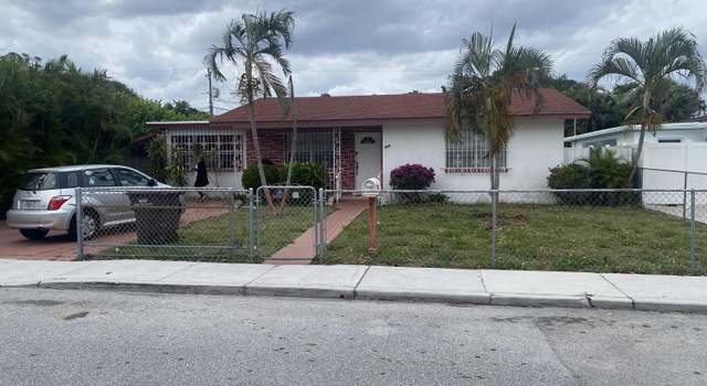 Photo of 909 Almeria Rd, West Palm Beach, FL 33405