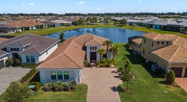 Property at 15623 Cresswind Pl, Westlake, FL 33470, 3 beds, 2.5 baths