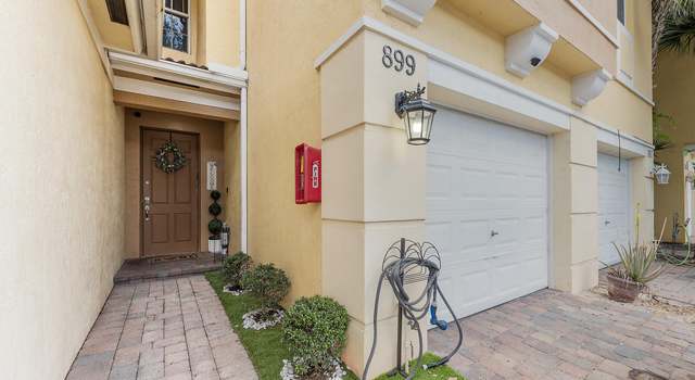 Photo of 899 Pipers Cay Dr, West Palm Beach, FL 33415