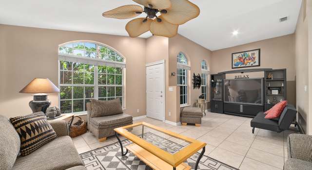 Photo of 6334 Barbara St, Jupiter, FL 33458