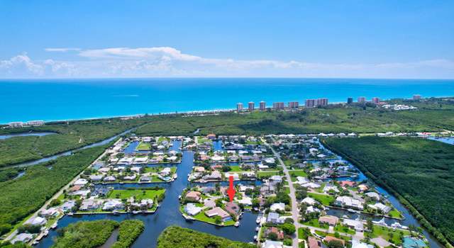 Photo of 129 Queen Christina Ct, Hutchinson Island, FL 34949