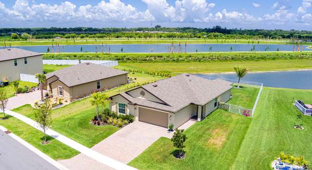 Photo of 956 Bent Creek Dr, Fort Pierce, FL 34947