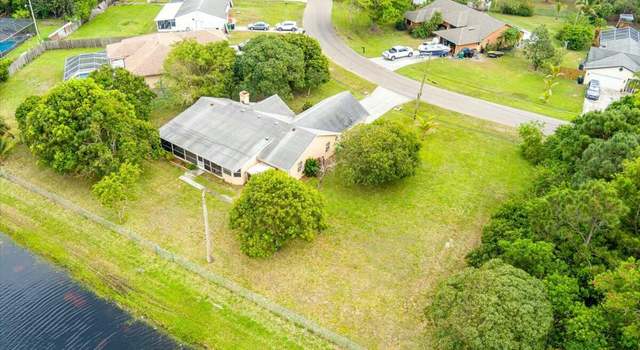 Photo of 1861 SE Dranson Cir, Port Saint Lucie, FL 34952