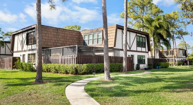 Photo of 109 Weybridge Cir Unit B, Royal Palm Beach, FL 33411