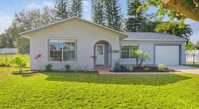 Photo of 718 SW Belmont Cir, Port Saint Lucie, FL 34953