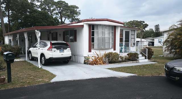 Photo of 102 Oneida Cir, Fort Pierce, FL 34946