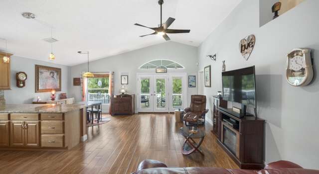 Photo of 1514 Carriage Brooke Dr, Wellington, FL 33414