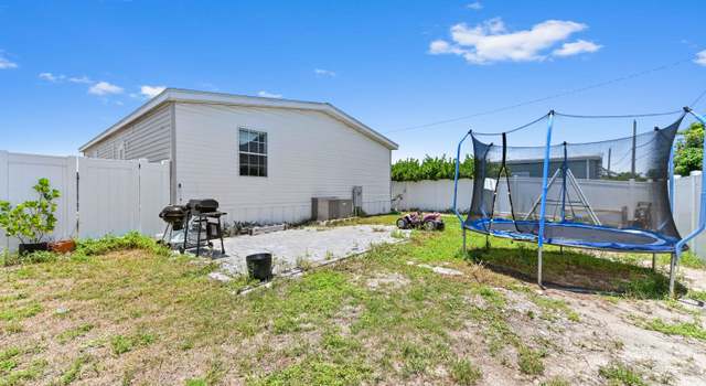 Photo of 8169 SE Eagle Ave, Hobe Sound, FL 33455