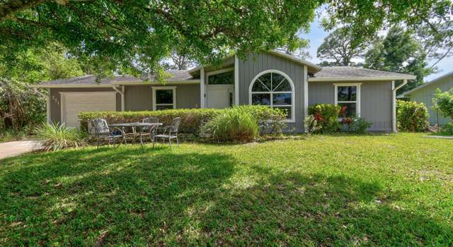 Photo of 771 NW Bayshore Blvd, Port Saint Lucie, FL 34983