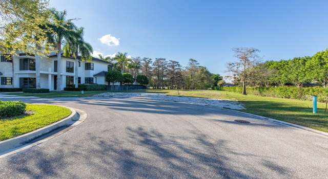 Photo of 12243 Blue Cypress Ct, Wellington, FL 33414