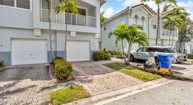 Photo of 3169 Laurel Ridge Cir, Riviera Beach, FL 33404