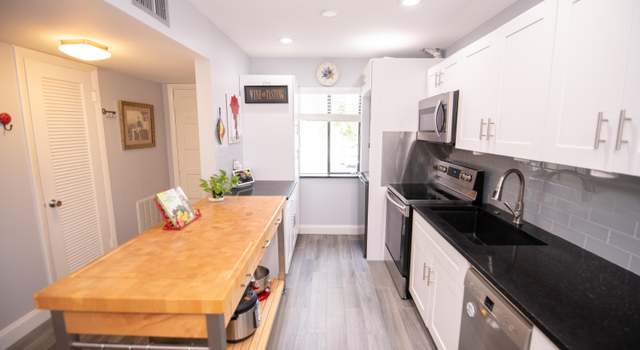 Photo of 4801 Esedra Ct #201, Lake Worth, FL 33467