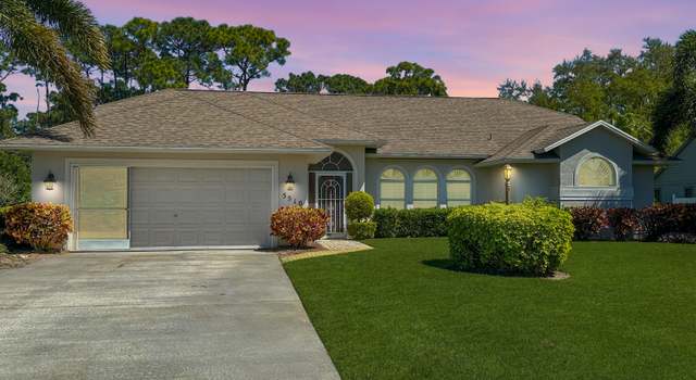 Photo of 5510 Deer Run Dr, Fort Pierce, FL 34951