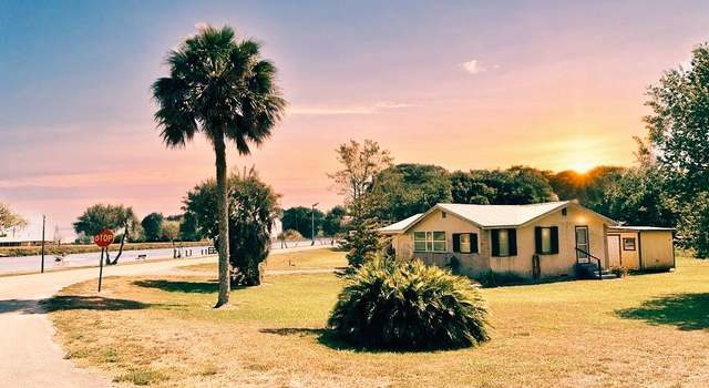 Photo of 601 Riverside Dr, Moore Haven, FL 33471