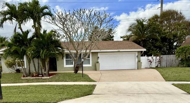 Photo of 5021 Woodstone Cir N, Lake Worth, FL 33463