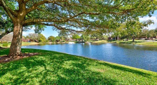 Photo of 2402 24th Ln, Palm Beach Gardens, FL 33418