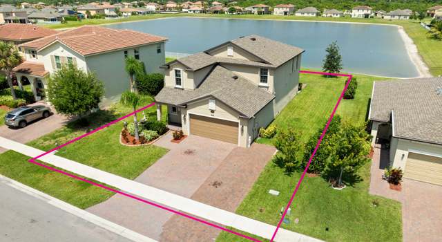 Photo of 852 Gairloch Ln, Fort Pierce, FL 34947