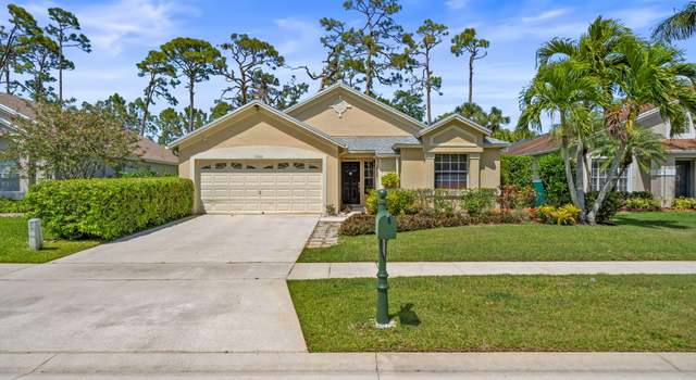 Photo of 15133 Oak Chase Ct, Wellington, FL 33414