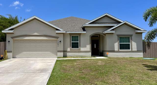 Photo of 1721 SW Dove Ln, Port Saint Lucie, FL 34953