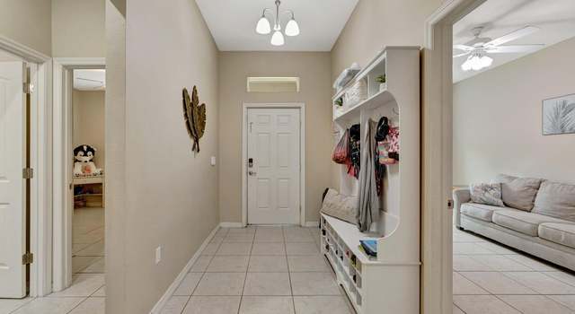 Photo of 1721 SW Dove Ln, Port Saint Lucie, FL 34953