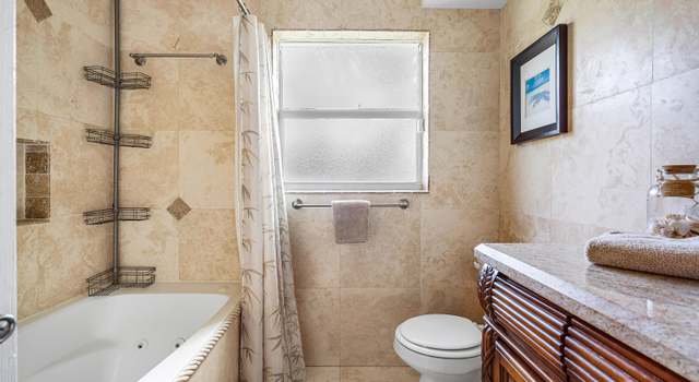 Photo of 1281 Singer Dr, Singer Island, FL 33404