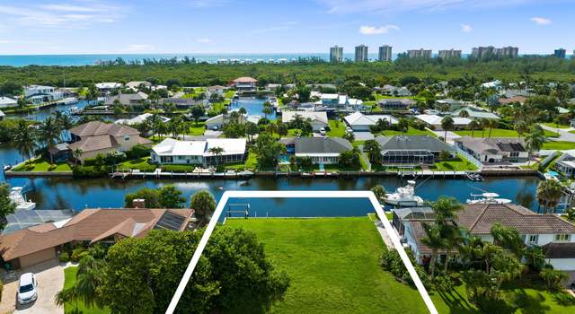 Photo of 126 Queen Catherina Ct, Hutchinson Island, FL 34949