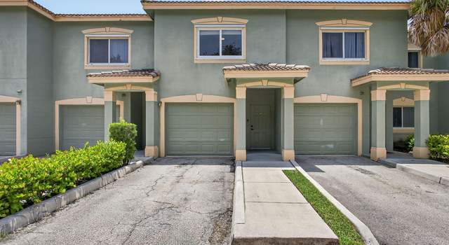 Photo of 310 Crestwood Cir #206, Royal Palm Beach, FL 33411