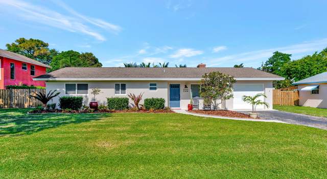 Photo of 702 Pinegrove Ave, Jupiter, FL 33458