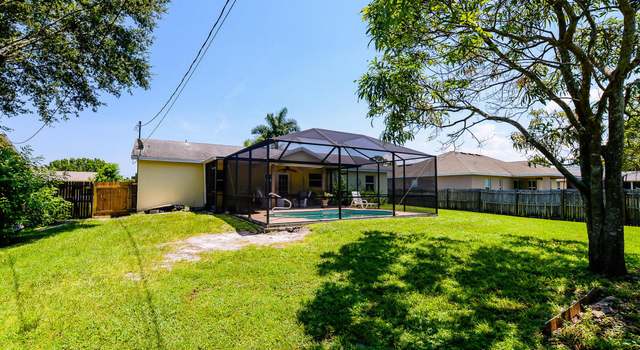 Photo of 261 SW Starfish Ave, Port Saint Lucie, FL 34984