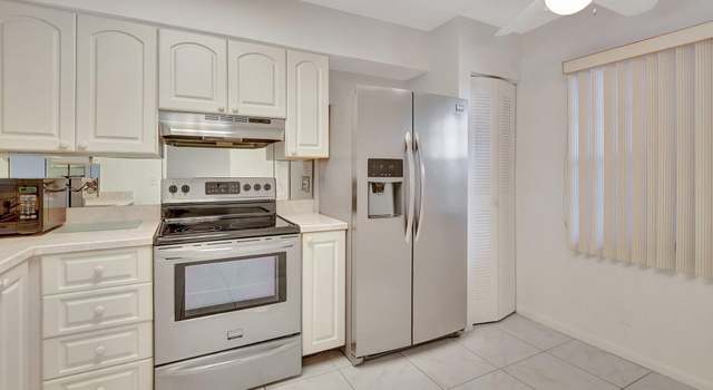 Photo of 6866 Huntington Ln #404, Delray Beach, FL 33446