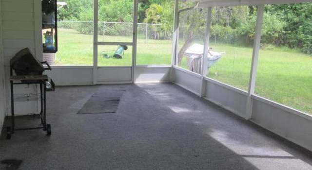Photo of 1501 SE Hearne Ct, Port Saint Lucie, FL 34952