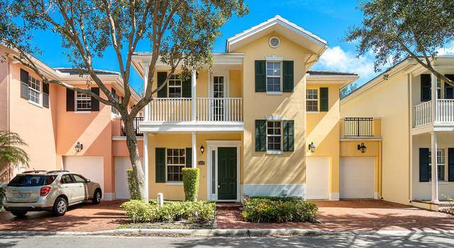 Photo of 1015 E Heritage Club Cir, Delray Beach, FL 33483