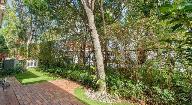 Photo of 1015 E Heritage Club Cir, Delray Beach, FL 33483
