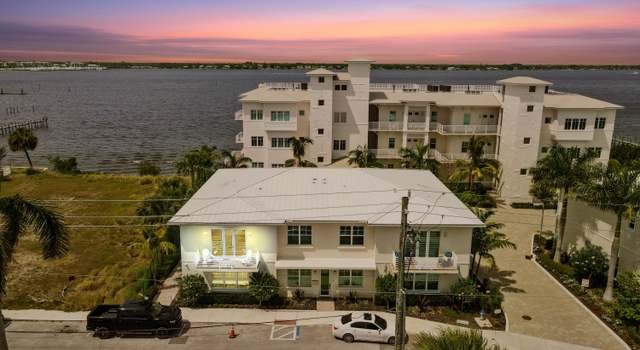 Photo of 53 SE Seminole St Unit A, Stuart, FL 34994
