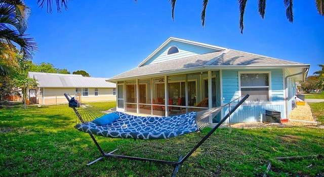 Photo of 1389 SW Vizcaya Cir, Palm City, FL 34990