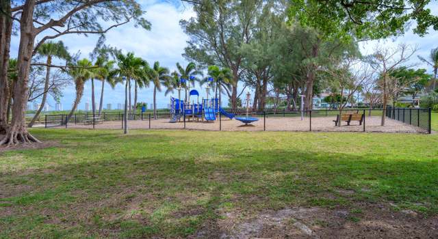 Photo of 429 Inlet Rd, North Palm Beach, FL 33408